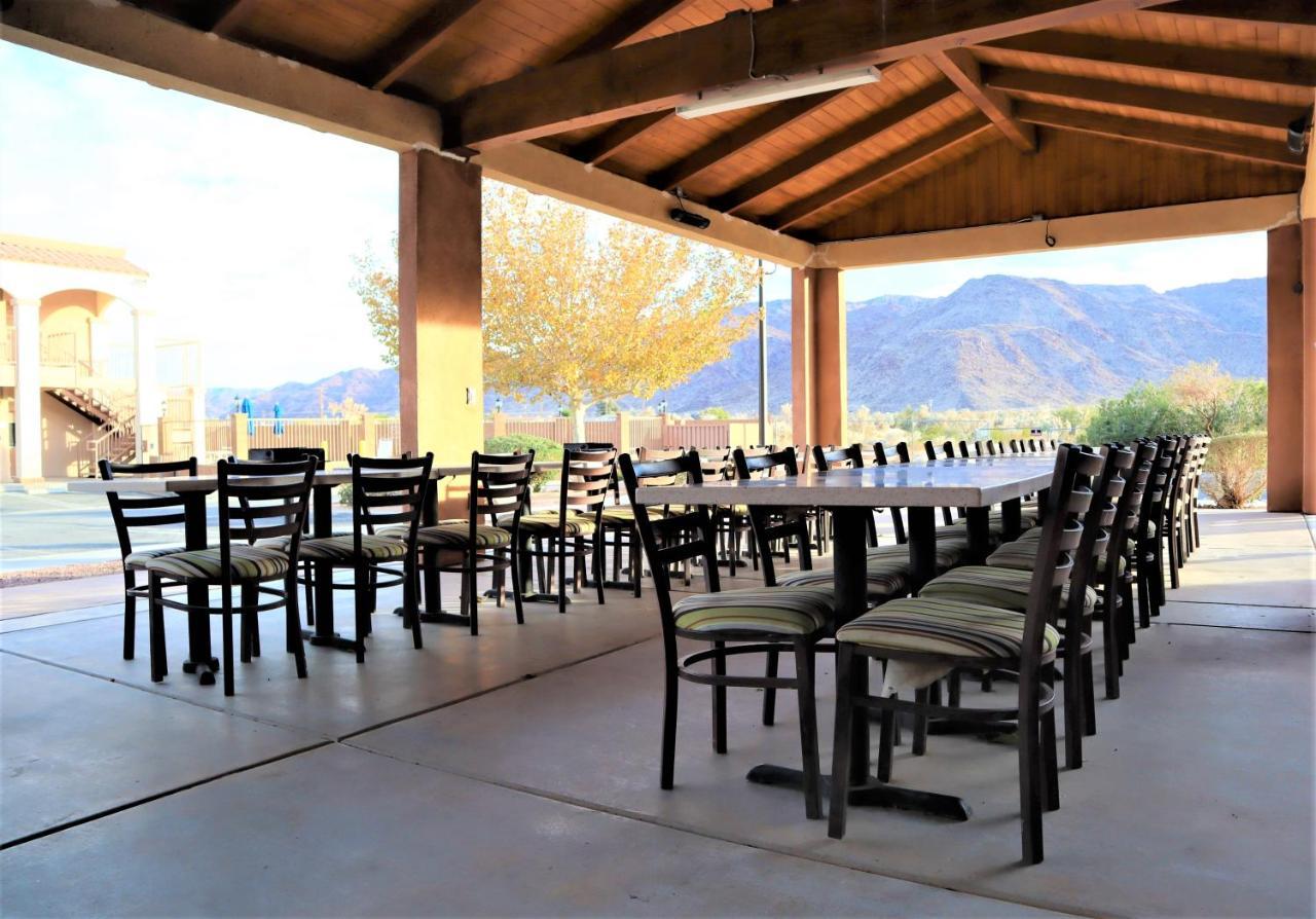 Oasis Inn And Suites 29 Palms Hotel Joshua Tree National Park Twentynine Palms Ngoại thất bức ảnh
