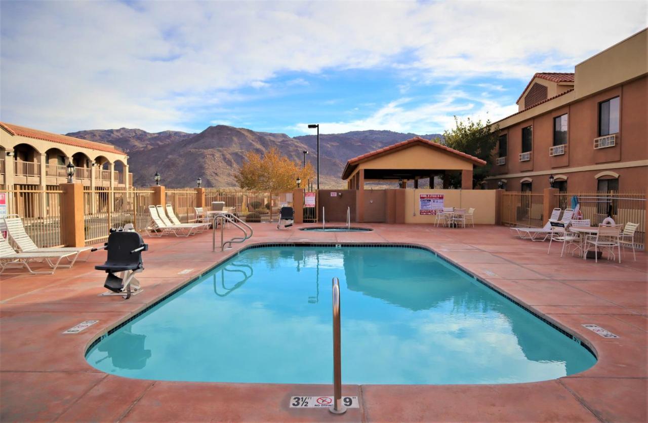 Oasis Inn And Suites 29 Palms Hotel Joshua Tree National Park Twentynine Palms Ngoại thất bức ảnh